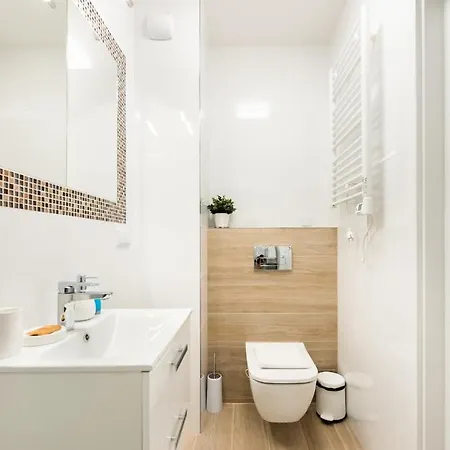 Apartman Praga Bliska Comfort By Bookinghost Varsó