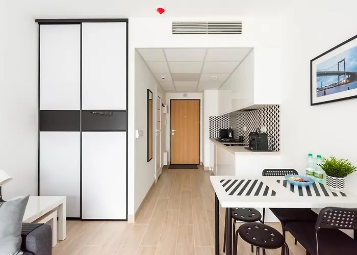 Apartment Praga Bliska Comfort By Bookinghost